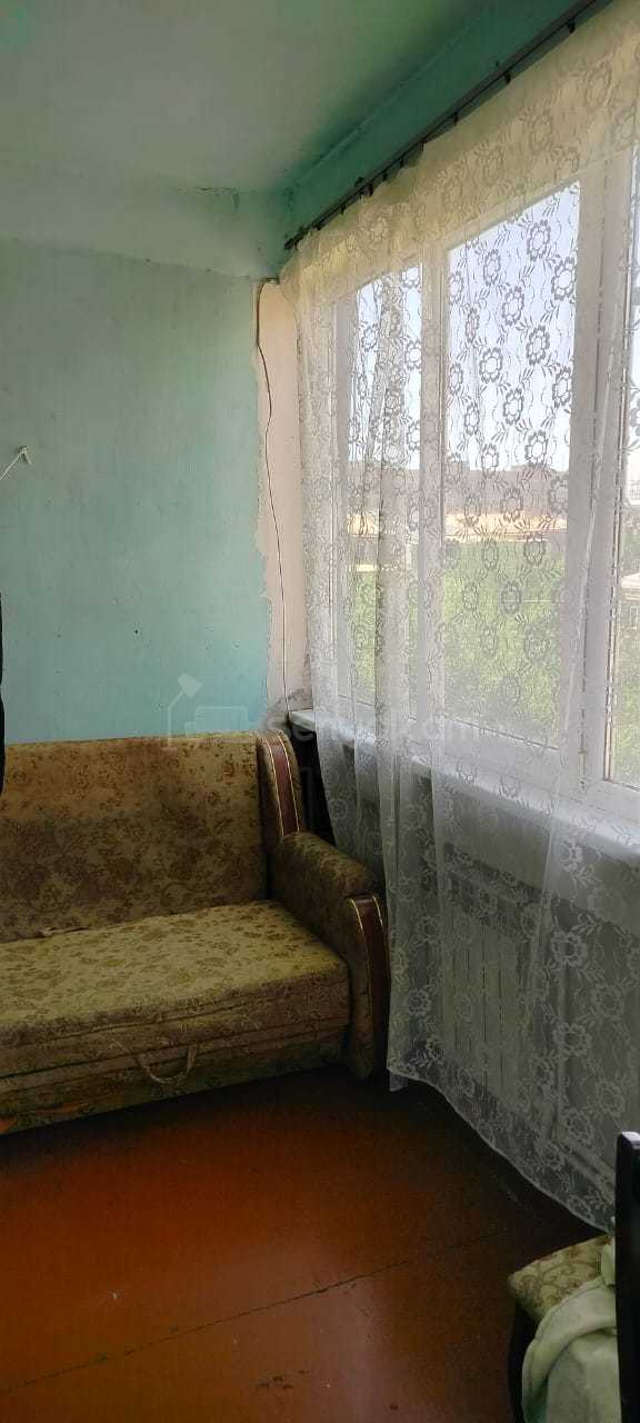 2 Սենյականոց Բնակարան Քարե Շենքում, 77քմ, 3/5 հարկ, Նորմալ Վիճակում, Կահավորված