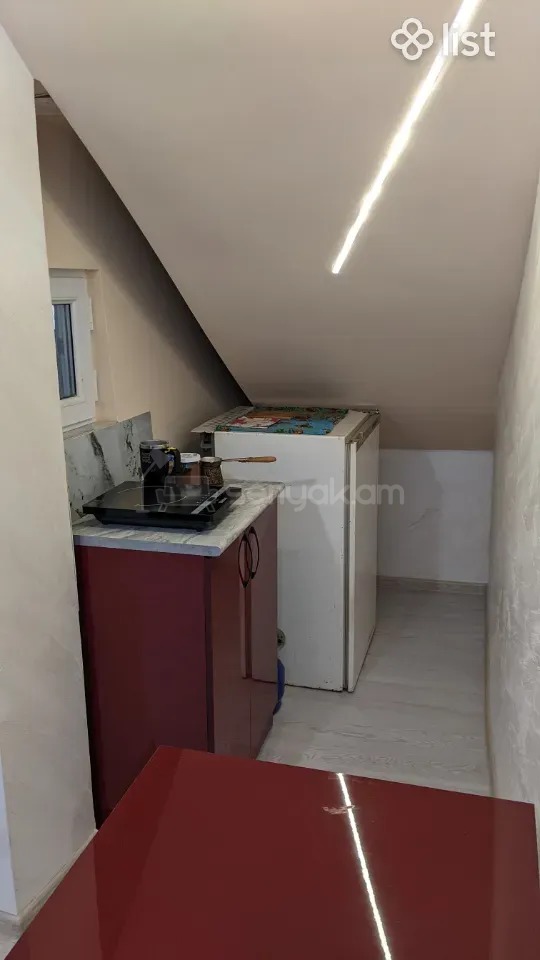 2 Սենյականոց Բնակարան Քարե Շենքում, 62քմ, 1/1 հարկ, Նորմալ Վիճակում, Կահավորված