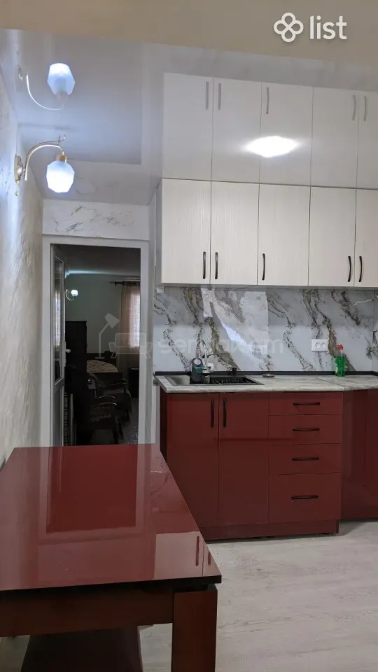 2 Սենյականոց Բնակարան Քարե Շենքում, 62քմ, 1/1 հարկ, Նորմալ Վիճակում, Կահավորված