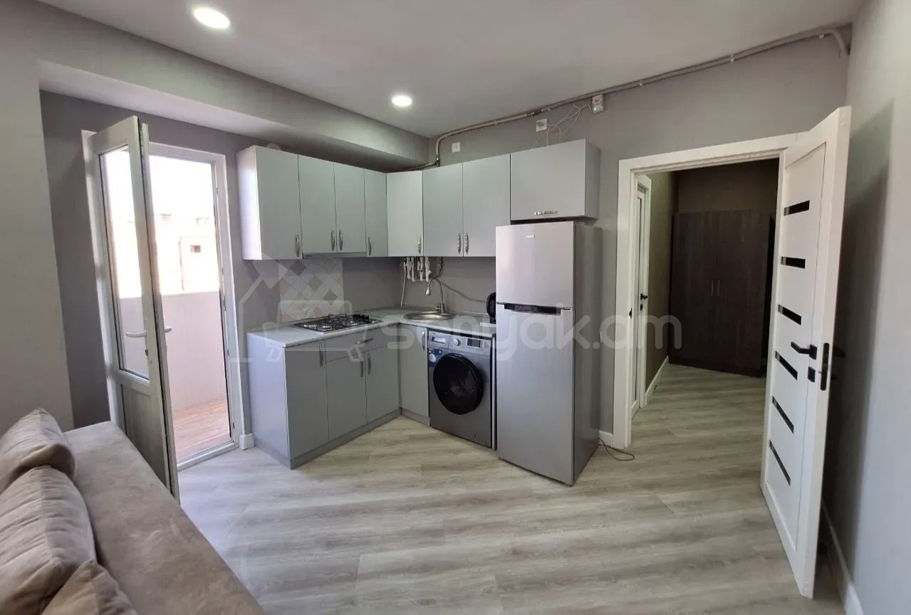 2 Սենյականոց Բնակարան, 56քմ, 4/9 հարկ, Կապիտալ Վերանորոգված, Կահավորված, Արևկող