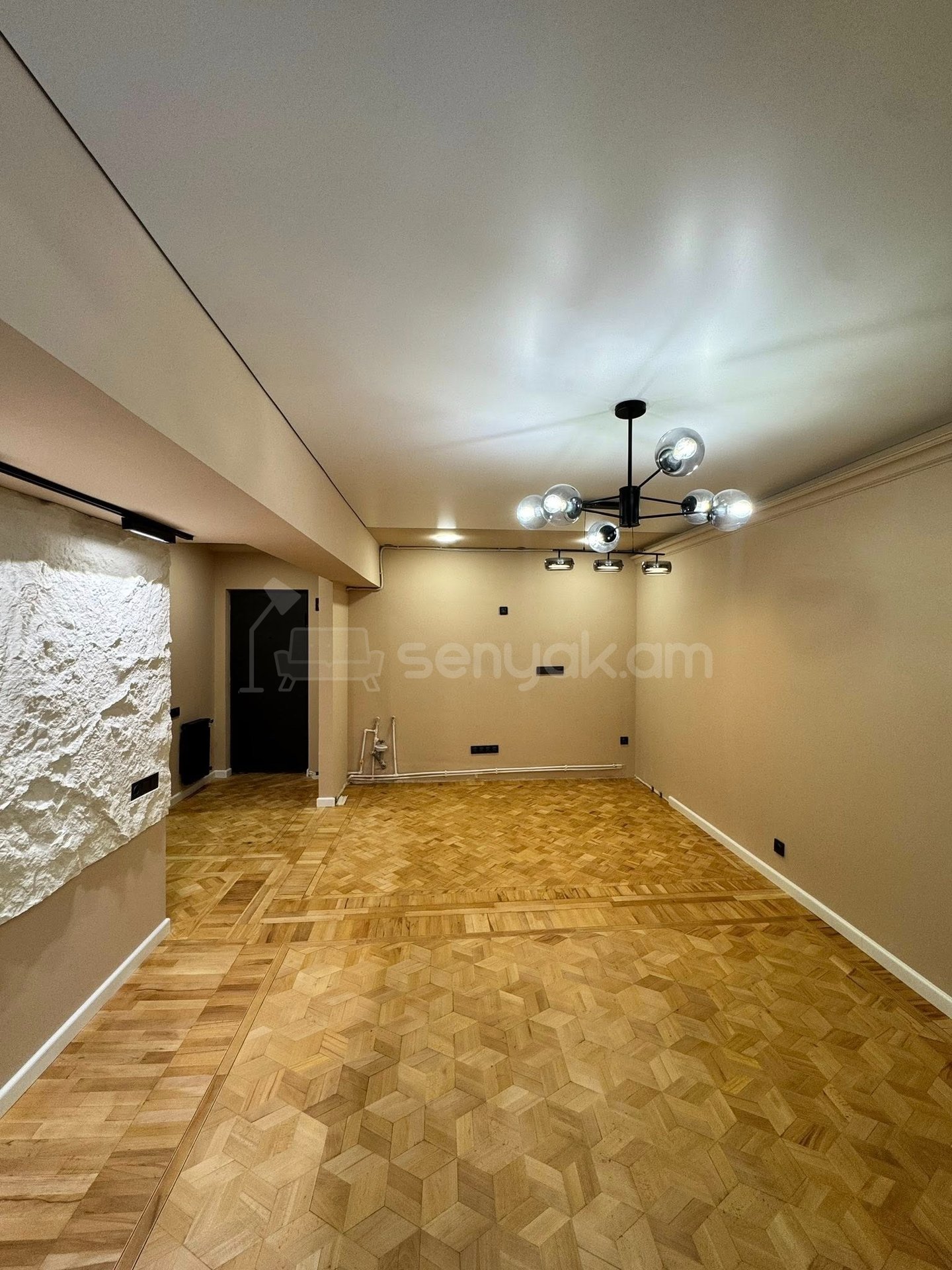 2 Սենյականոց Բնակարան, 41քմ, 2/11 հարկ, Կապիտալ Վերանորոգված