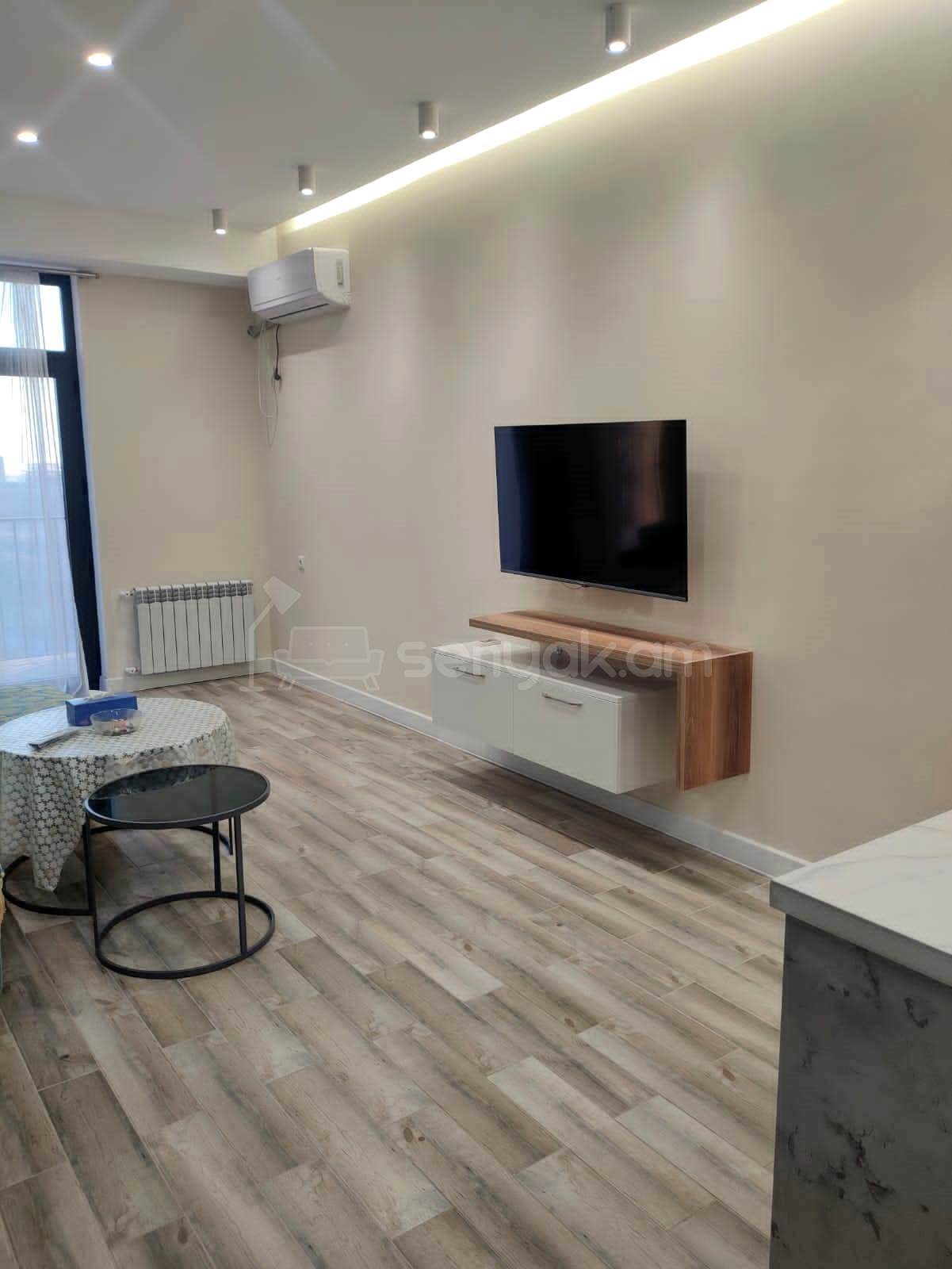 3 Սենյականոց Բնակարան Նորակառույցում, 70քմ, 5/14 հարկ, Դիզայներական Վերանորոգված, Կահավորված, Արևկող