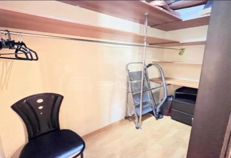 2 Սենյականոց Բնակարան Քարե Շենքում, 45քմ, 2/5 հարկ, Կապիտալ Վերանորոգված, Կահավորված, Արևկող