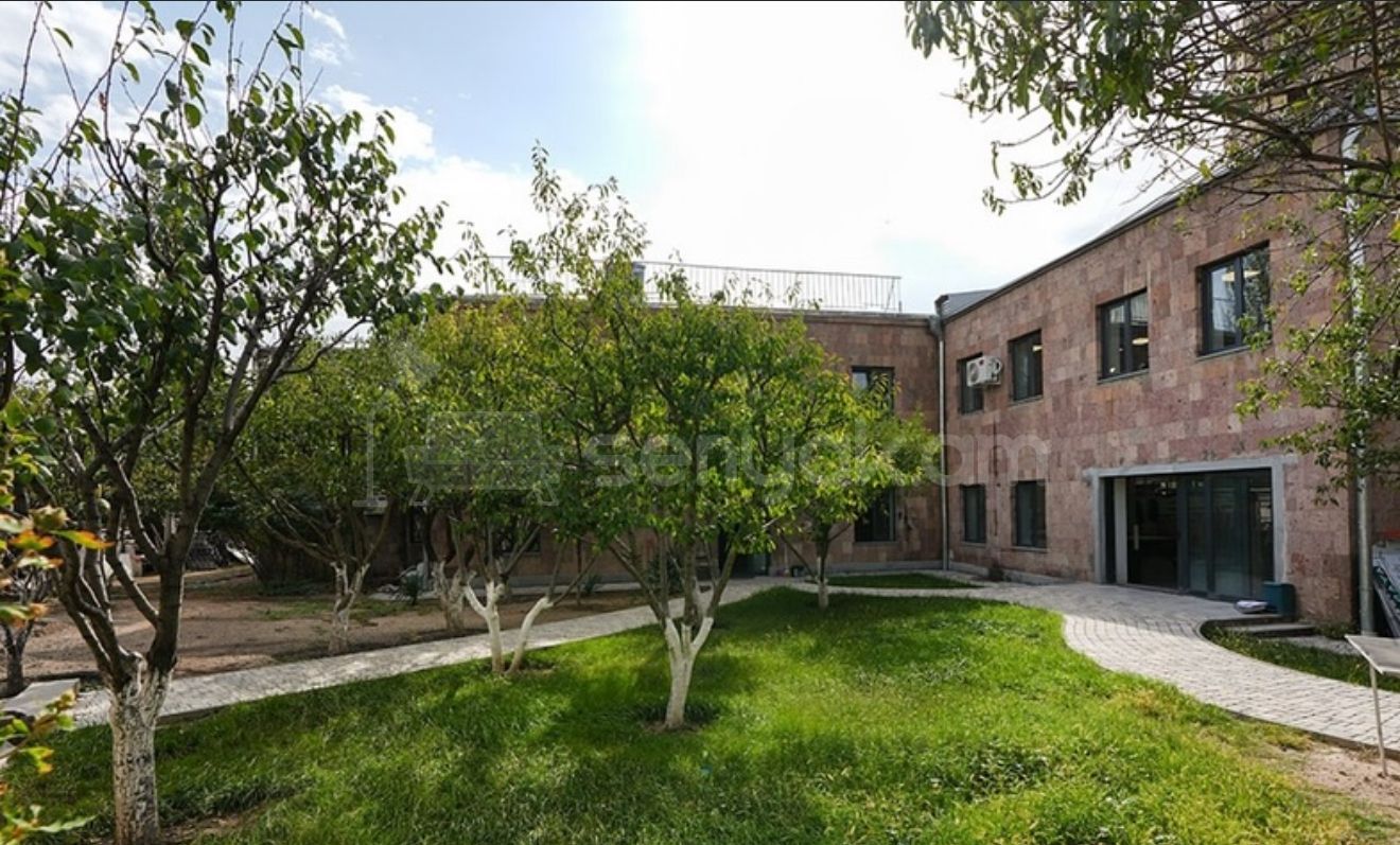 Օֆիսային Տարածք, 1500քմ