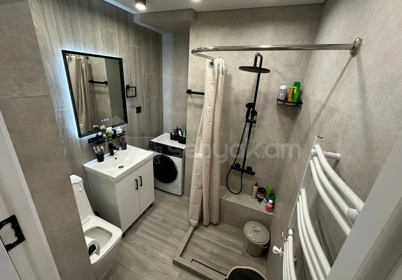 3 Սենյականոց Բնակարան Նորակառույցում, 50քմ, 7/7 հարկ, Կապիտալ Վերանորոգված