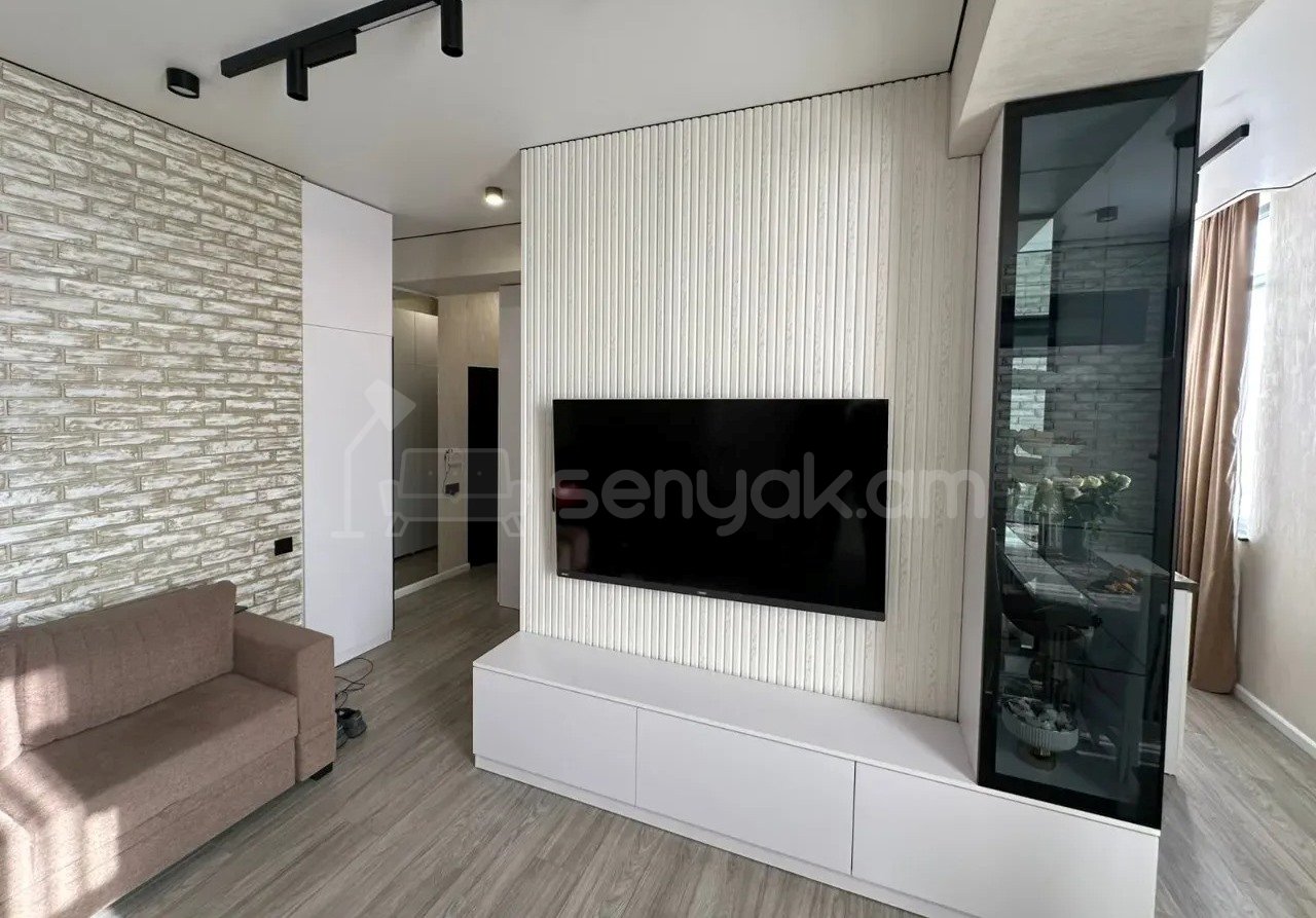 3 Սենյականոց Բնակարան Նորակառույցում, 50քմ, 7/7 հարկ, Կապիտալ Վերանորոգված