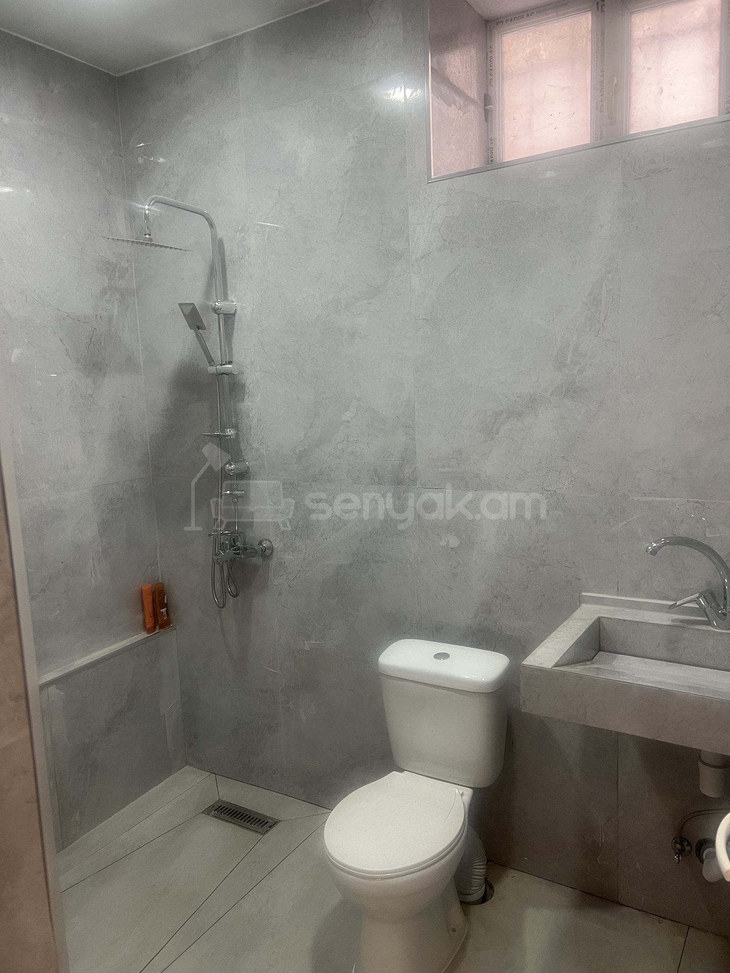 4 Սենյականոց Սեփական Տուն, 150քմ, Կապիտալ Վերանորոգված, Մասամբ Կահավորված