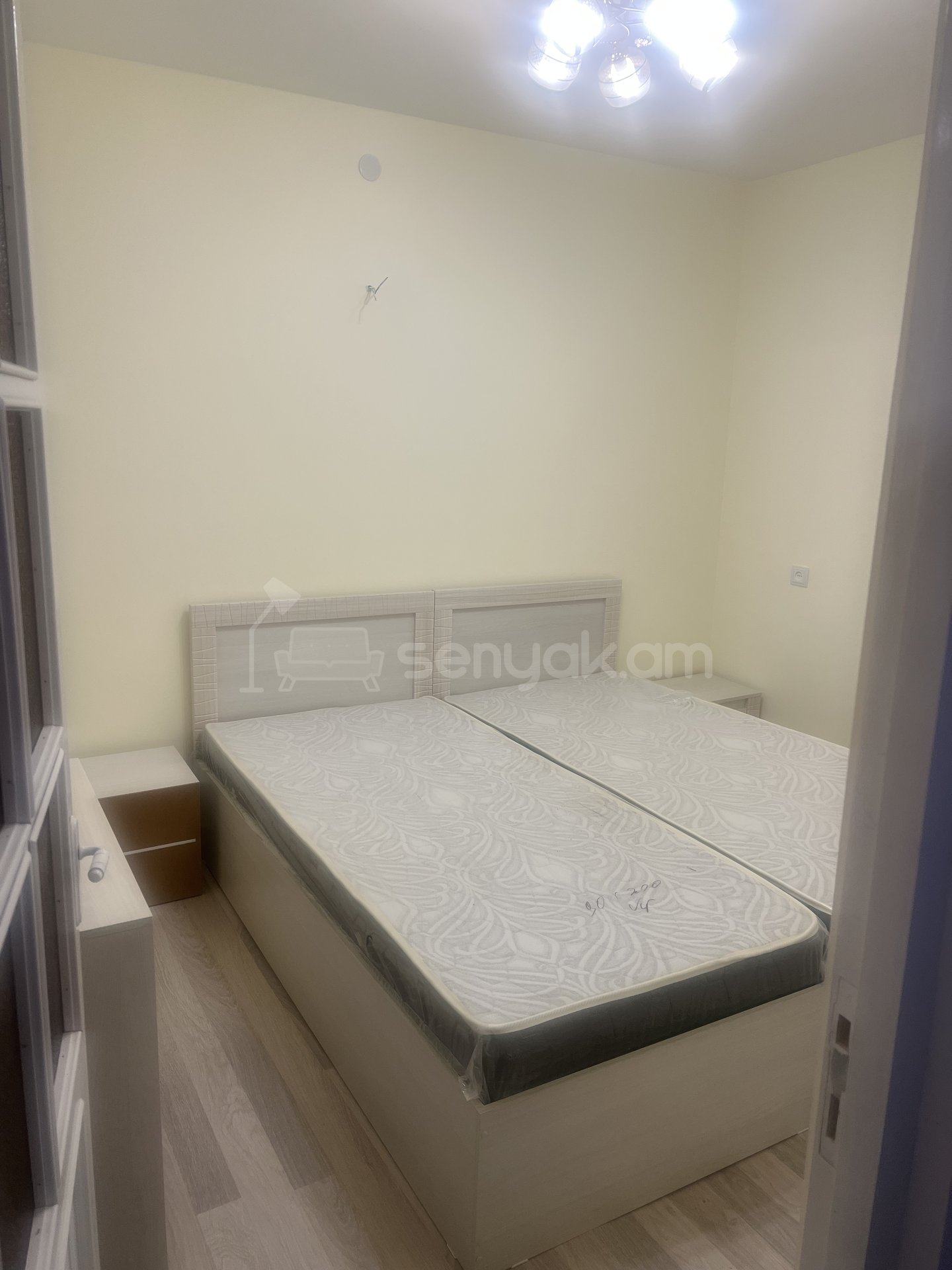 4 Սենյականոց Սեփական Տուն, 150քմ, Կապիտալ Վերանորոգված, Մասամբ Կահավորված