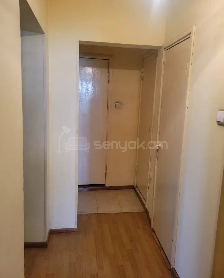 4 Սենյականոց Բնակարան, 91քմ, 4/9 հարկ, Պետական Վիճակում