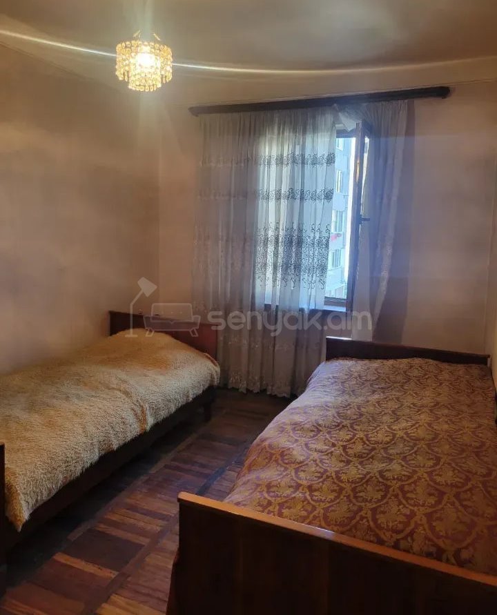 4 Սենյականոց Բնակարան, 91քմ, 4/9 հարկ, Պետական Վիճակում