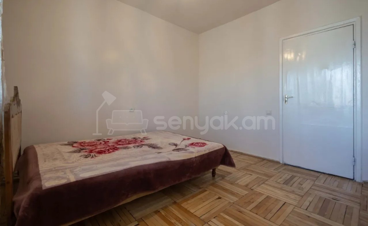 3 Սենյականոց Բնակարան, 80քմ, 12/14 հարկ, Նորմալ Վիճակում, Կահավորված