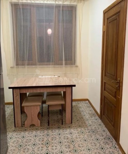 2 Սենյականոց Բնակարան, 70քմ, 4/9 հարկ, Կապիտալ Վերանորոգված, Կահավորված, Արևկող