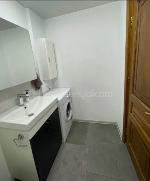 2 Սենյականոց Բնակարան, 70քմ, 4/9 հարկ, Կապիտալ Վերանորոգված, Կահավորված, Արևկող