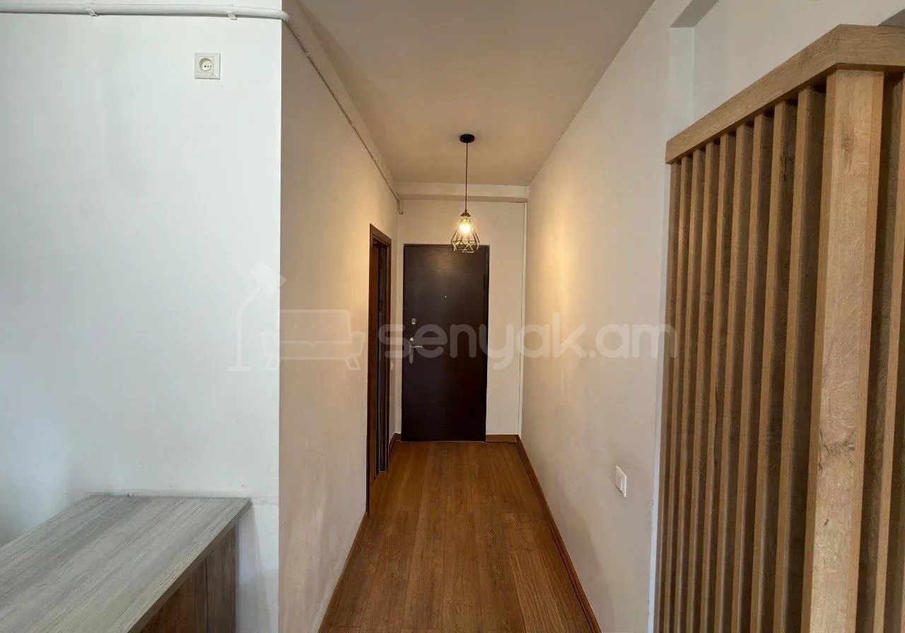1 Սենյականոց Բնակարան, 41քմ, 9/9 հարկ, Կապիտալ Վերանորոգված