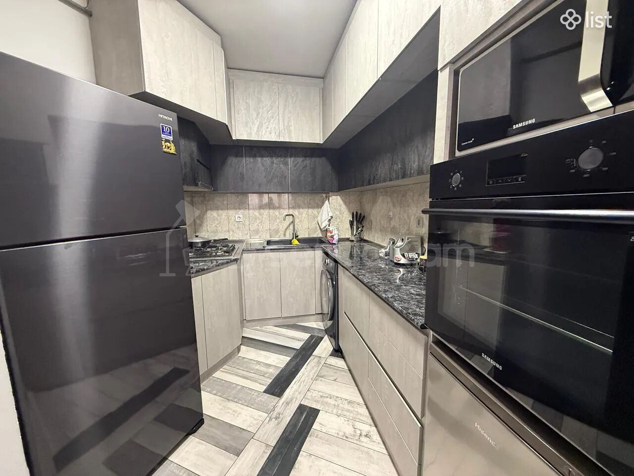 3 Սենյականոց Բնակարան, 77քմ, 4/16 հարկ, Կապիտալ Վերանորոգված