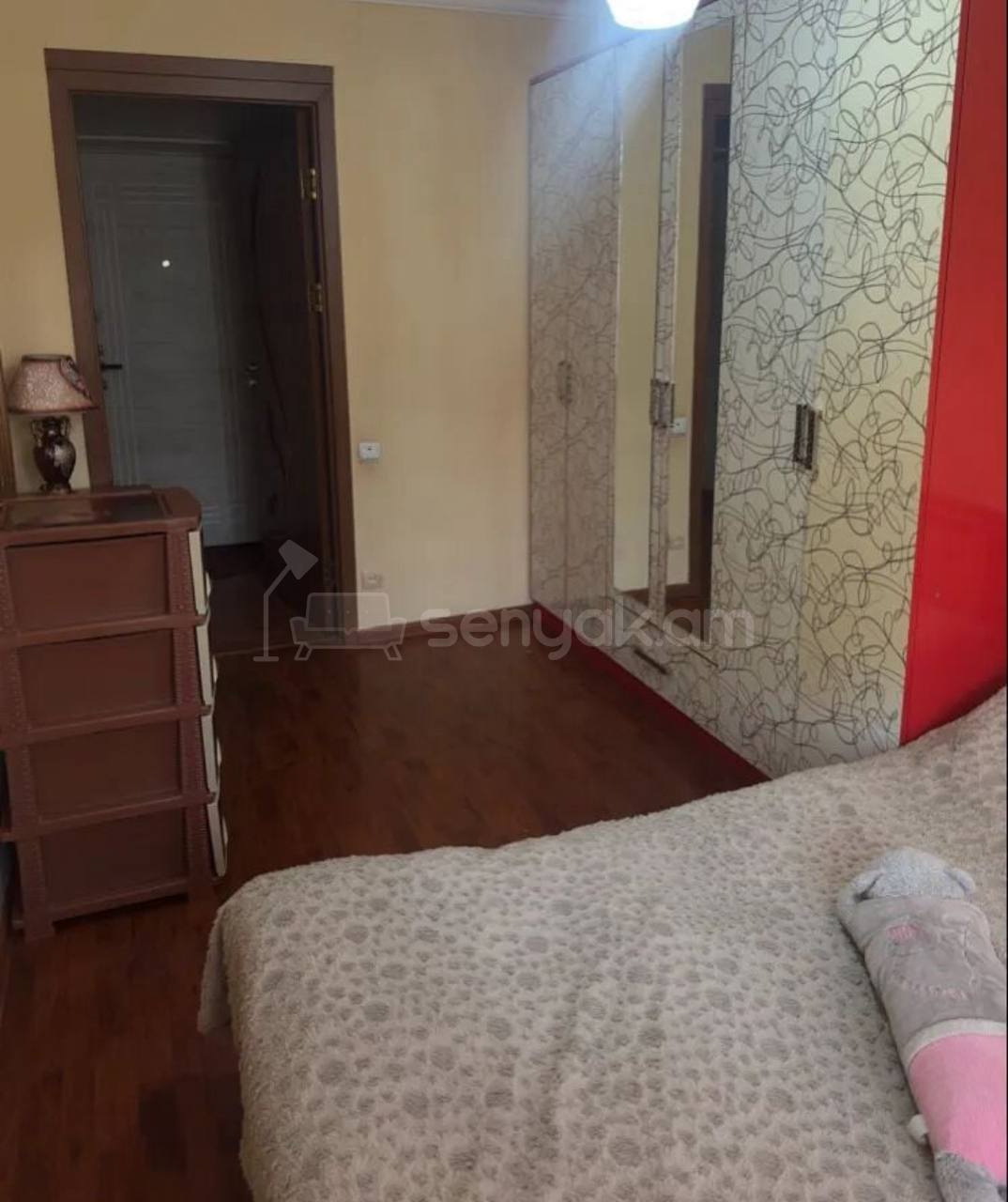 3 Սենյականոց Բնակարան Քարե Շենքում, 50քմ, 2/4 հարկ, Կապիտալ Վերանորոգված, Կահավորված, Արևկող