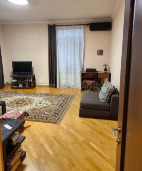 2 Սենյականոց Բնակարան Քարե Շենքում, 60քմ, 3/5 հարկ, Կապիտալ Վերանորոգված, Կահավորված, Արևկող