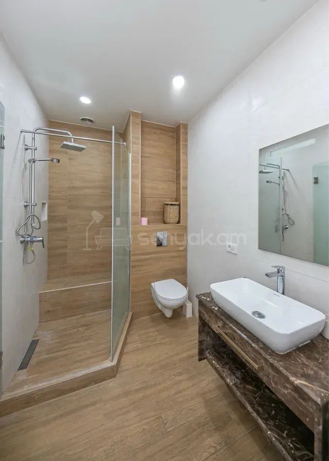 3 Սենյականոց Բնակարան Նորակառույցում, 66քմ, 2/6 հարկ, Դիզայներական Վերանորոգված