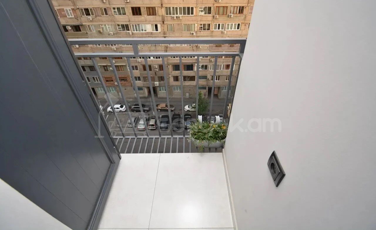 2 Սենյականոց Բնակարան, 42քմ, 9/11 հարկ, Կապիտալ Վերանորոգված