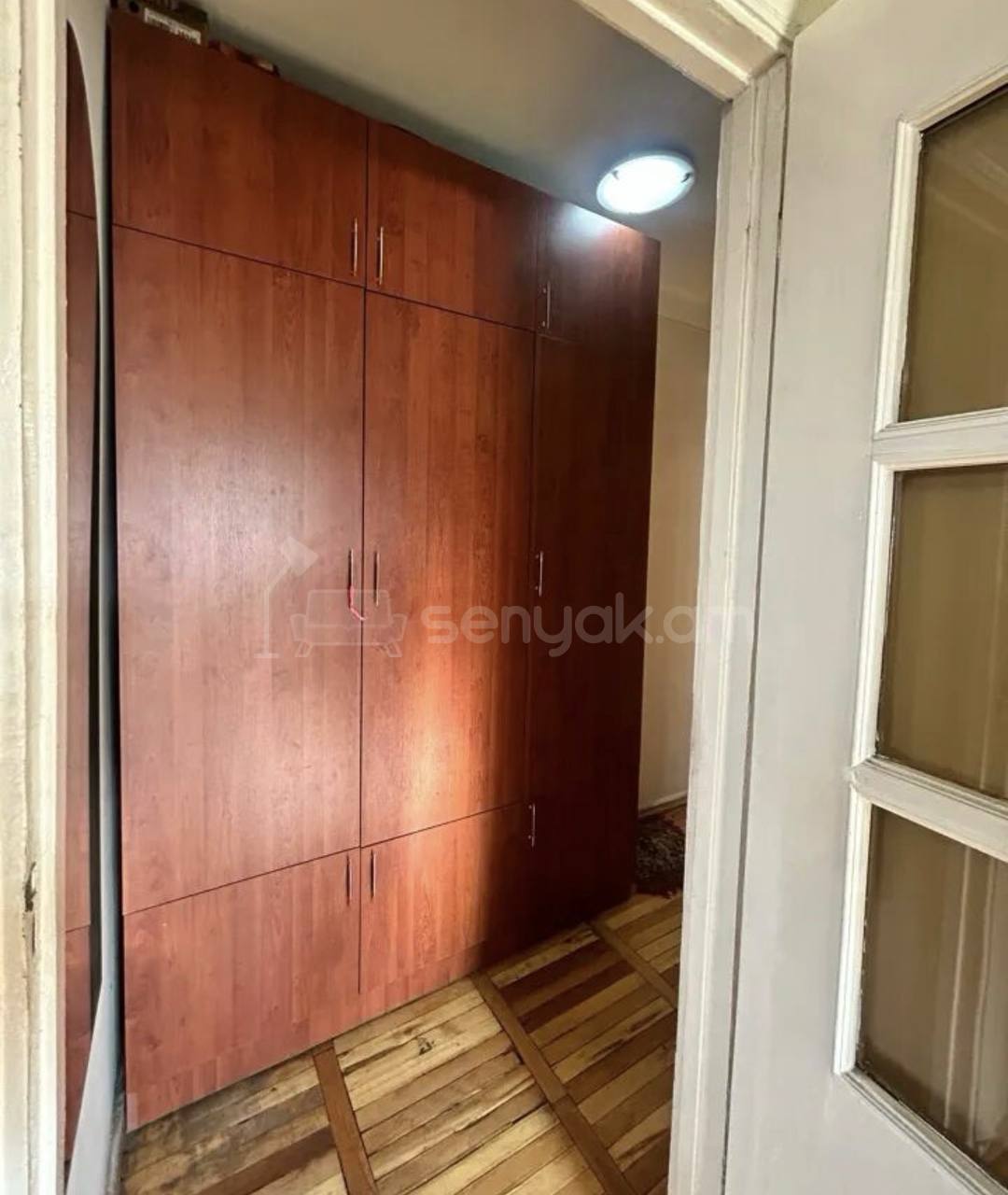 2 Սենյականոց Բնակարան Քարե Շենքում, 55քմ, 4/5 հարկ, Նորմալ Վիճակում, Կահավորված, Արևկող