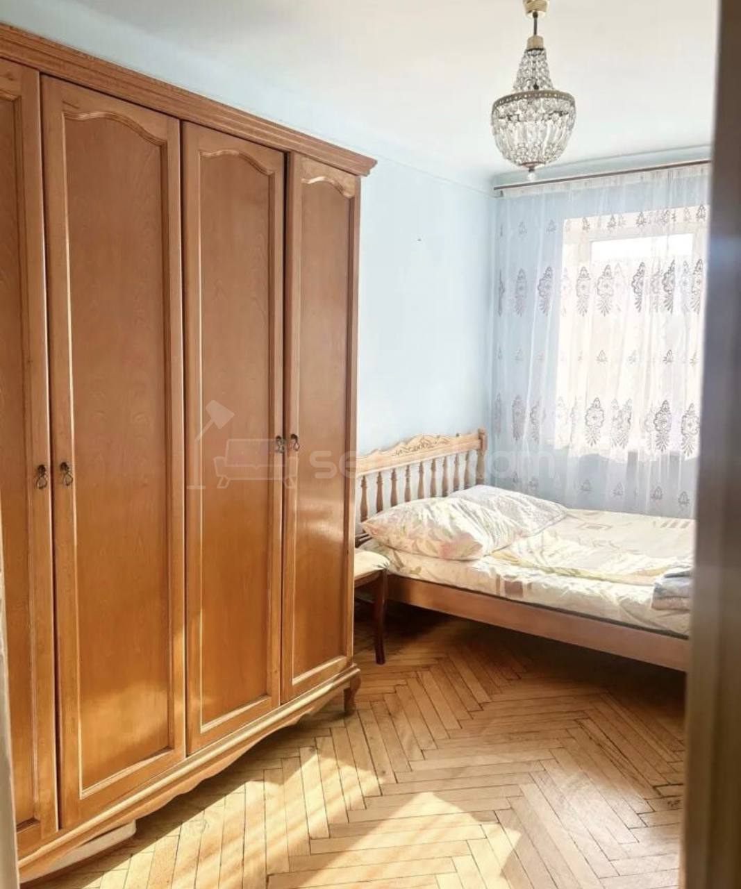 2 Սենյականոց Բնակարան Քարե Շենքում, 55քմ, 4/5 հարկ, Նորմալ Վիճակում, Կահավորված, Արևկող