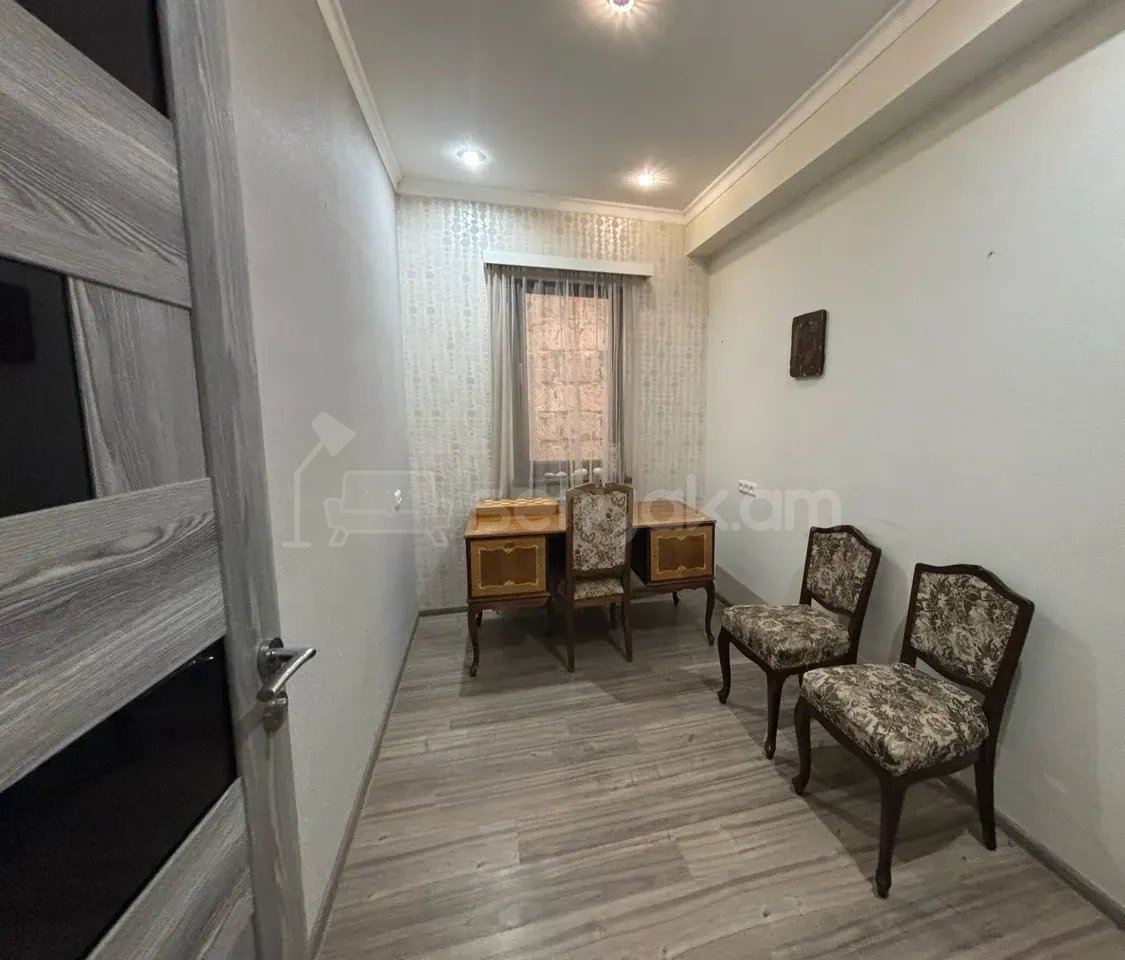 4 Սենյականոց Սեփական Տուն, 98քմ, Կապիտալ Վերանորոգված