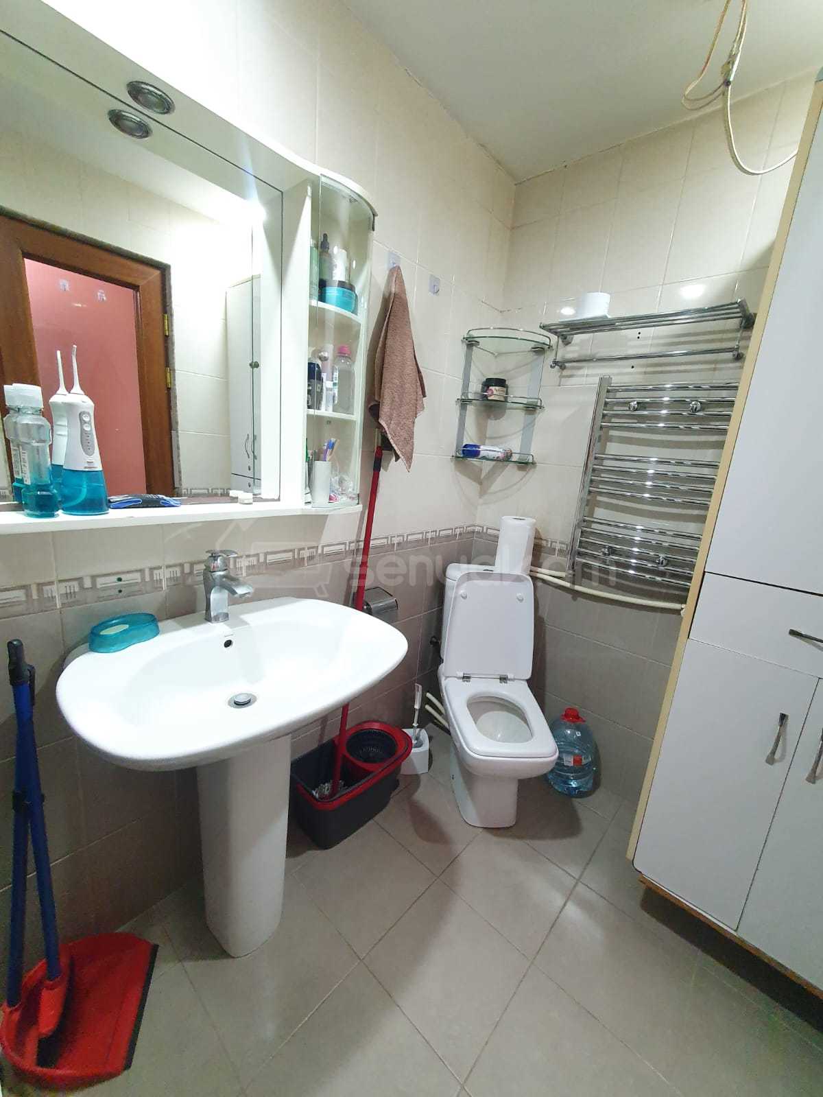 2 Սենյականոց Բնակարան Քարե Շենքում, 55քմ, 5/5 հարկ, Կապիտալ Վերանորոգված, Կահավորված, Արևկող