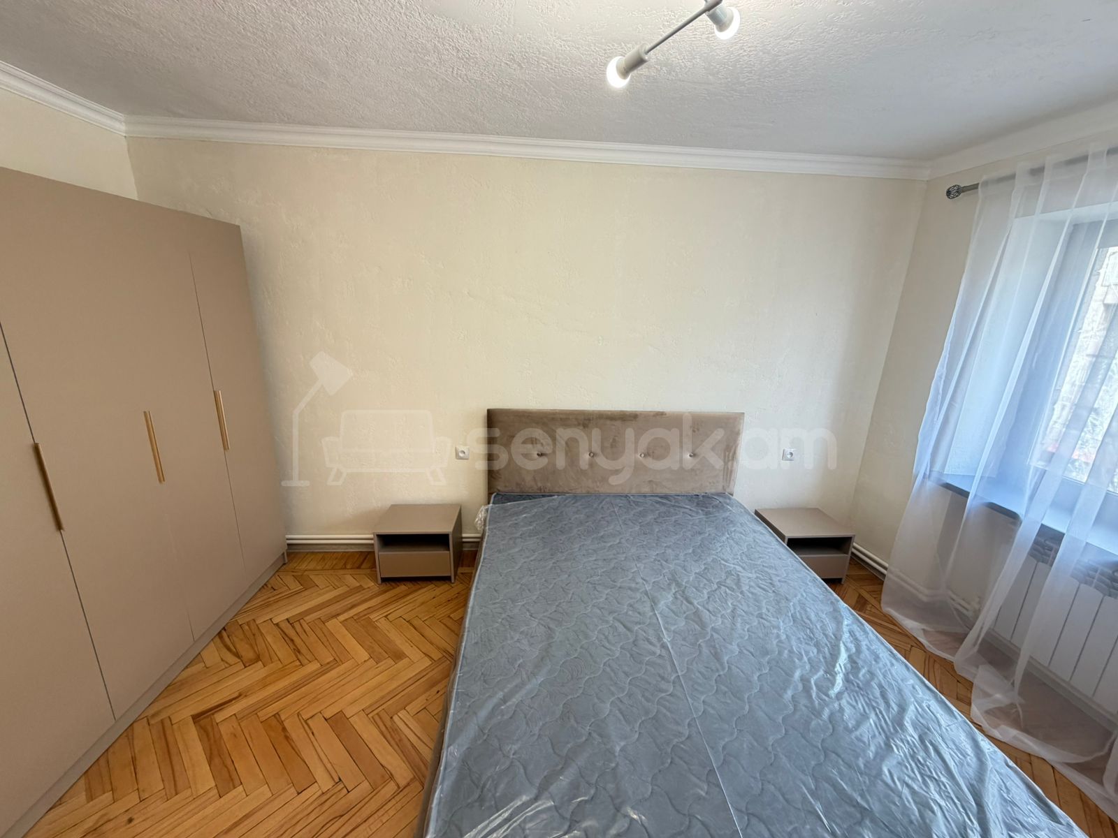 2 Սենյականոց Բնակարան Քարե Շենքում, 55քմ, 5/5 հարկ, Դիզայներական Վերանորոգված, Կահավորված, Արևկող