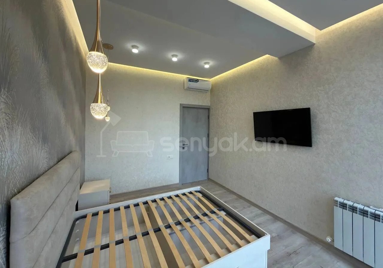 3 Սենյականոց Բնակարան Նորակառույցում, 73քմ, 12/16 հարկ, Դիզայներական Վերանորոգված