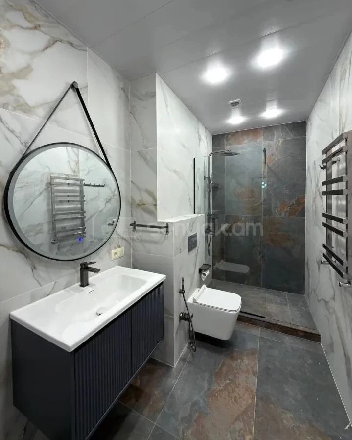 3 Սենյականոց Բնակարան Նորակառույցում, 73քմ, 12/16 հարկ, Դիզայներական Վերանորոգված