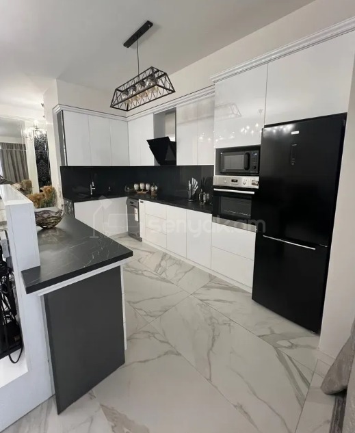 3 Սենյականոց Բնակարան Նորակառույցում, 98քմ, 12/19 հարկ, Կապիտալ Վերանորոգված