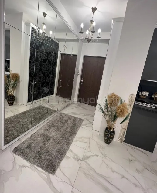 3 Սենյականոց Բնակարան Նորակառույցում, 98քմ, 12/19 հարկ, Կապիտալ Վերանորոգված