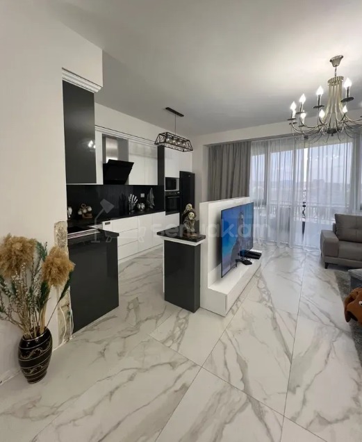 3 Սենյականոց Բնակարան Նորակառույցում, 98քմ, 12/19 հարկ, Կապիտալ Վերանորոգված