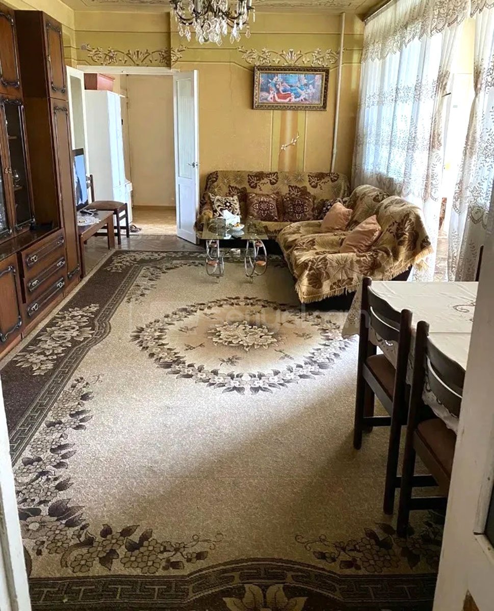 3 Սենյականոց Բնակարան, 77քմ, 6/9 հարկ, Նորմալ Վիճակում