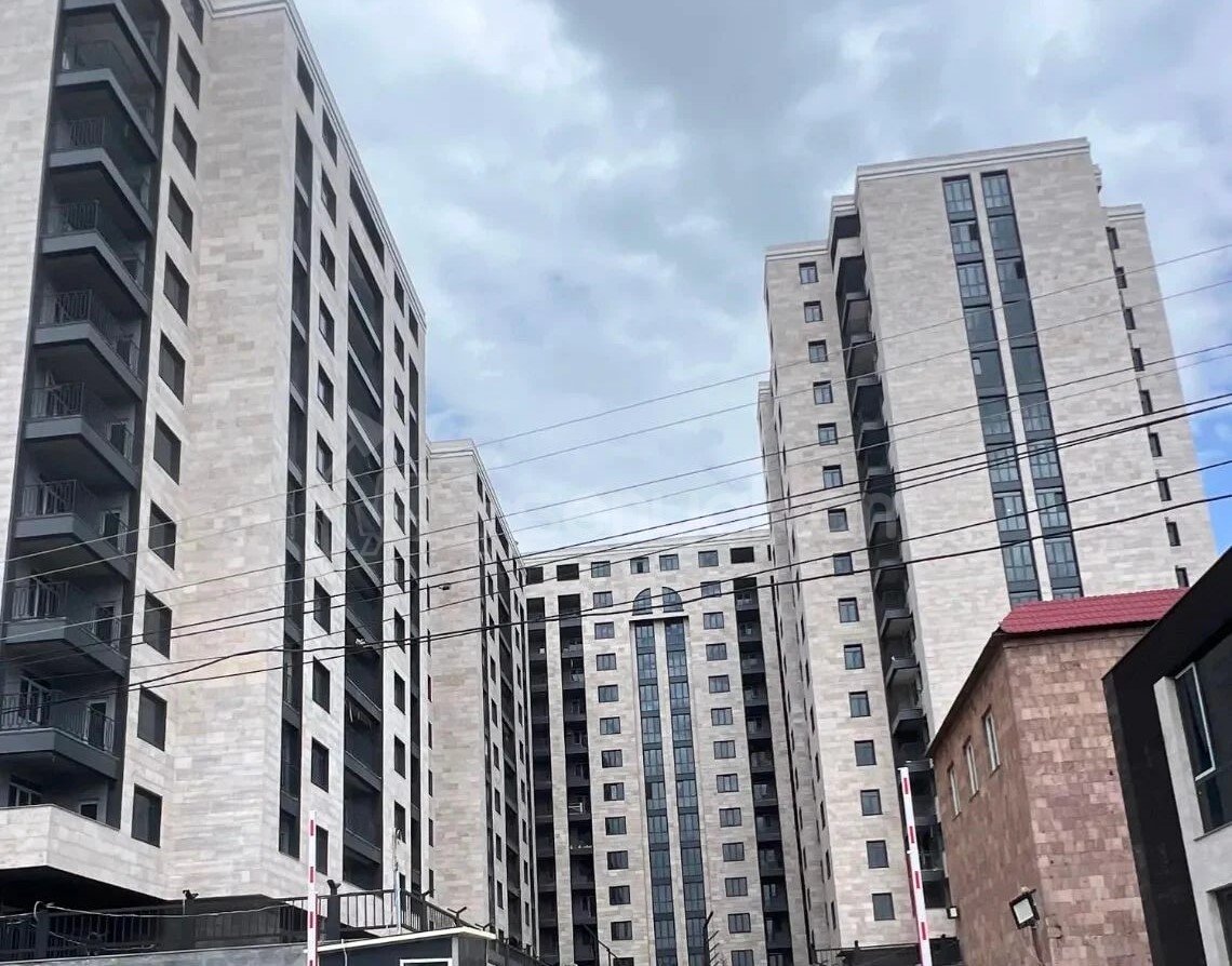 3 Սենյականոց Բնակարան Նորակառույցում, 97քմ, 3/16 հարկ, Կապիտալ Վերանորոգված