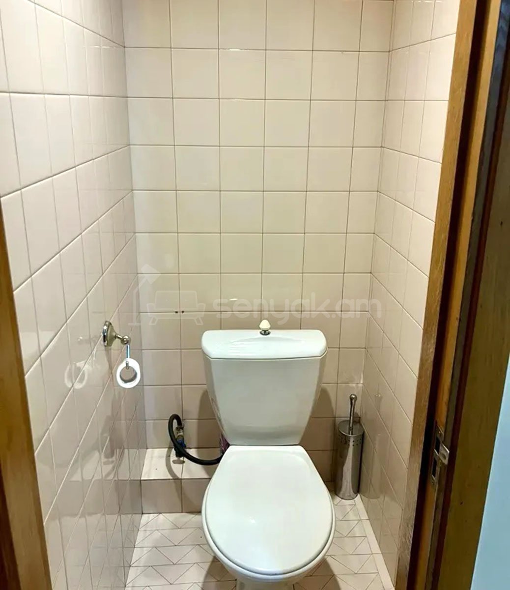 3 Սենյականոց Բնակարան, 81քմ, 2/14 հարկ, Կապիտալ Վերանորոգված