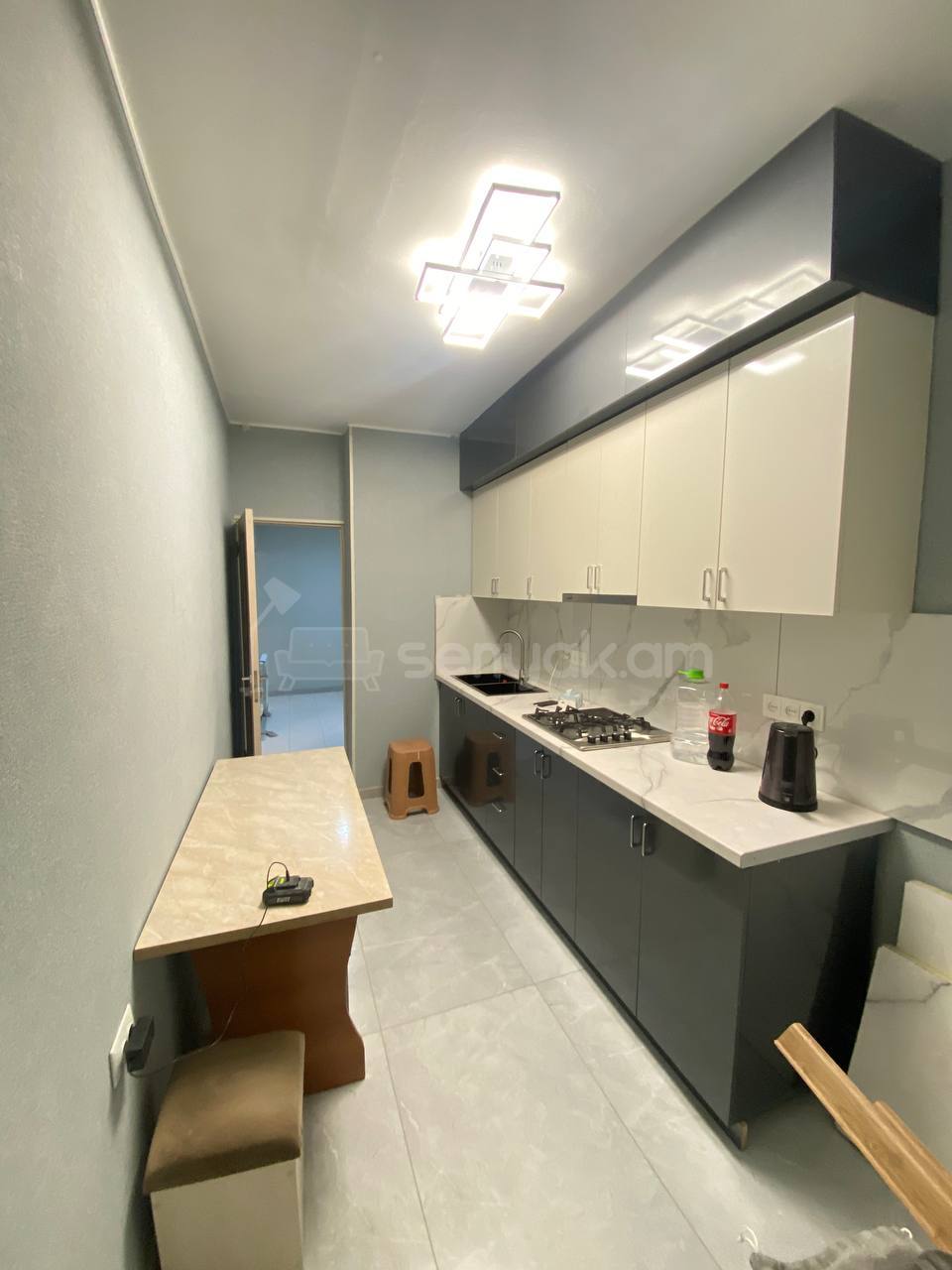 3 Սենյականոց Բնակարան, 75քմ, 4/9 հարկ, Կապիտալ Վերանորոգված, Կահավորված, Արևկող