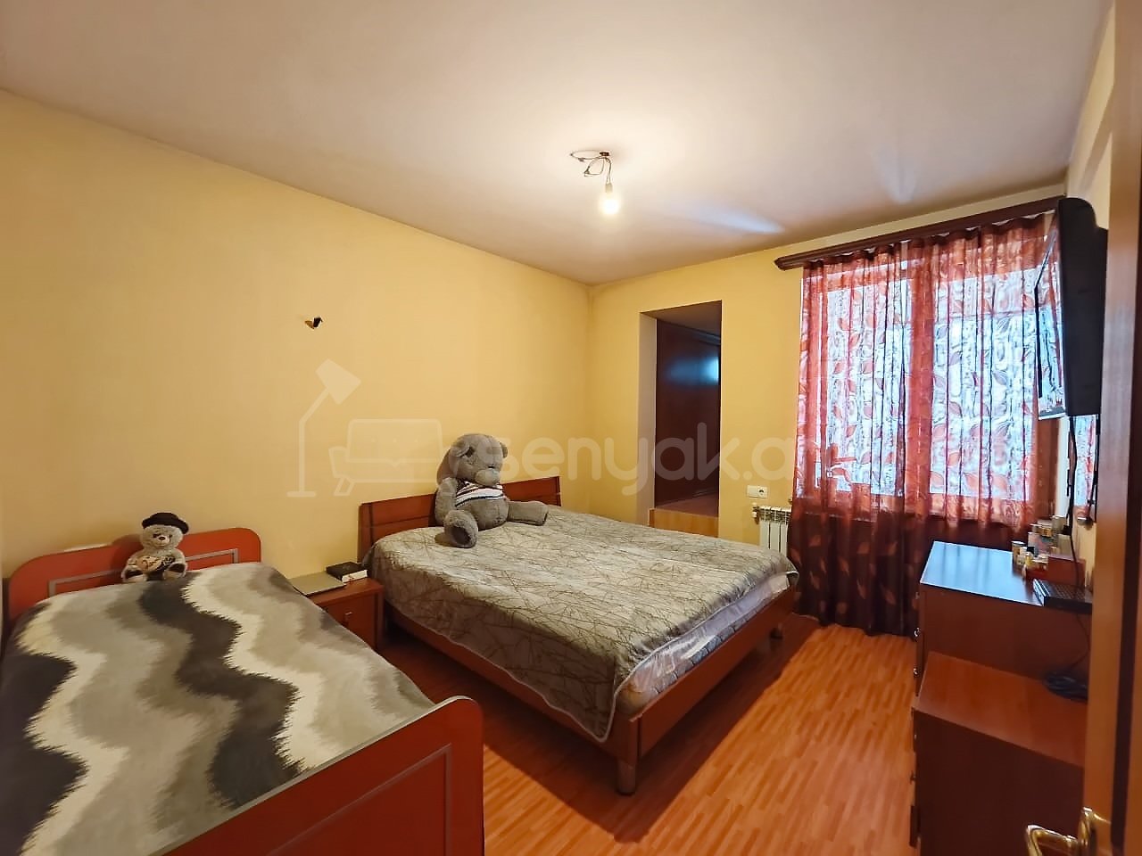 4 Սենյականոց Սեփական Տուն, 150քմ, Կապիտալ Վերանորոգված, Կահավորված, Ավտոտնակով