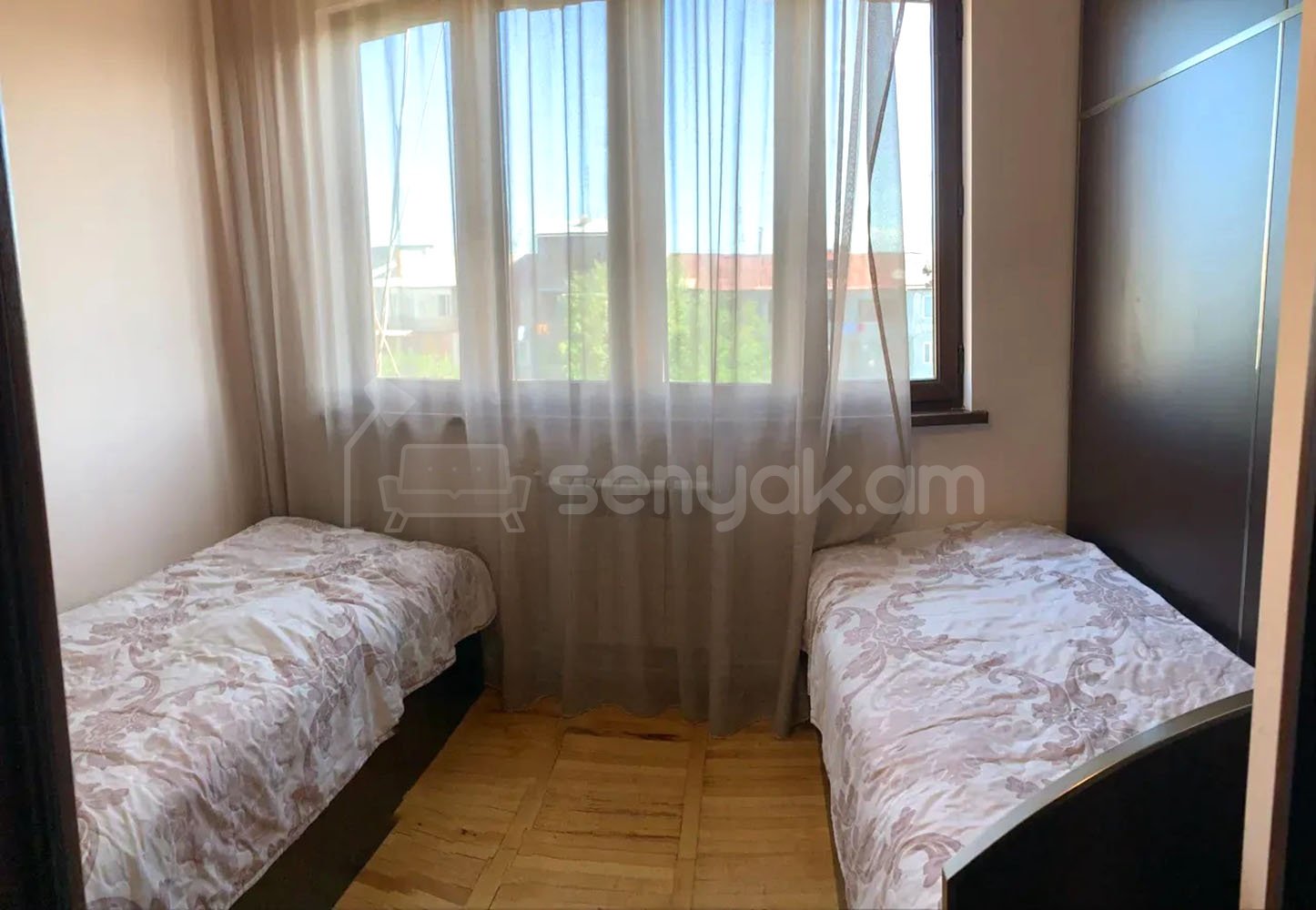 3 Սենյականոց Բնակարան Քարե Շենքում, 73քմ, 5/5 հարկ, Կապիտալ Վերանորոգված