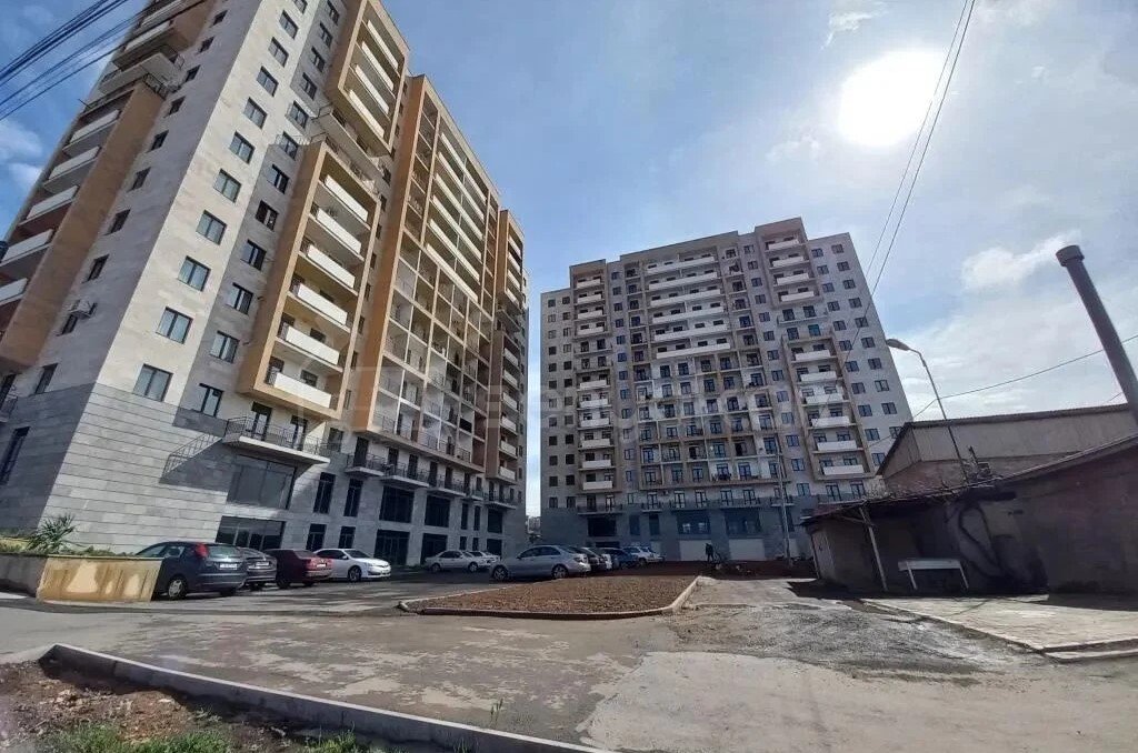 3 Սենյականոց Բնակարան Նորակառույցում, 86քմ, 5/14 հարկ, Կապիտալ Վերանորոգված