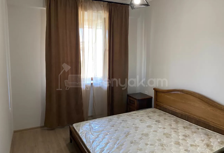 3 Սենյականոց Բնակարան Նորակառույցում, 71քմ, 2/12 հարկ, Կապիտալ Վերանորոգված