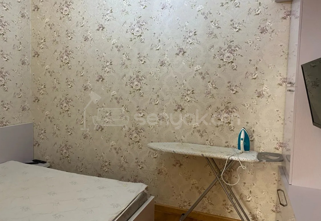 2 Սենյականոց Բնակարան Քարե Շենքում, 42քմ, 4/6 հարկ, Դիզայներական Վերանորոգված, Կահավորված