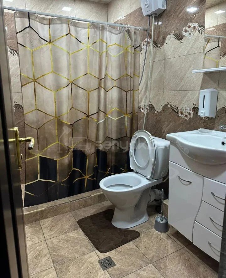 1 Սենյականոց Բնակարան, 50քմ, 8/16 հարկ, Պետական Վիճակում