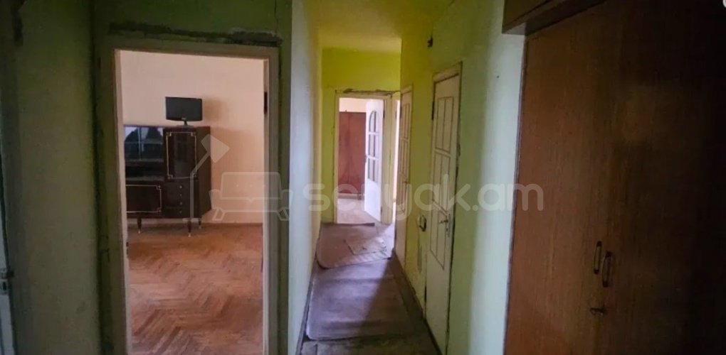 3 Սենյականոց Բնակարան, 80քմ, 14/16 հարկ, Պետական Վիճակում