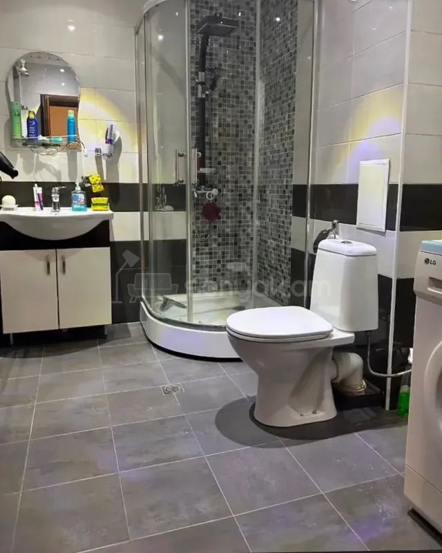 2 Սենյականոց Բնակարան, 74քմ, 2/9 հարկ, Կապիտալ Վերանորոգված