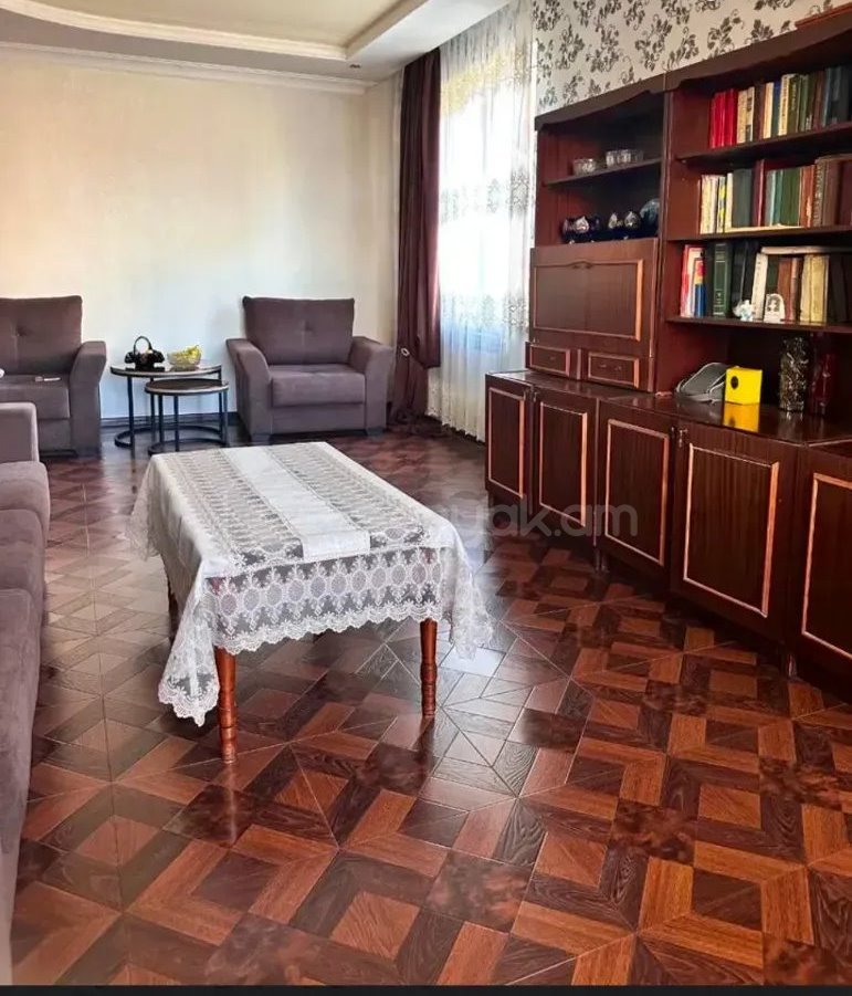 2 Սենյականոց Բնակարան, 74քմ, 2/9 հարկ, Կապիտալ Վերանորոգված