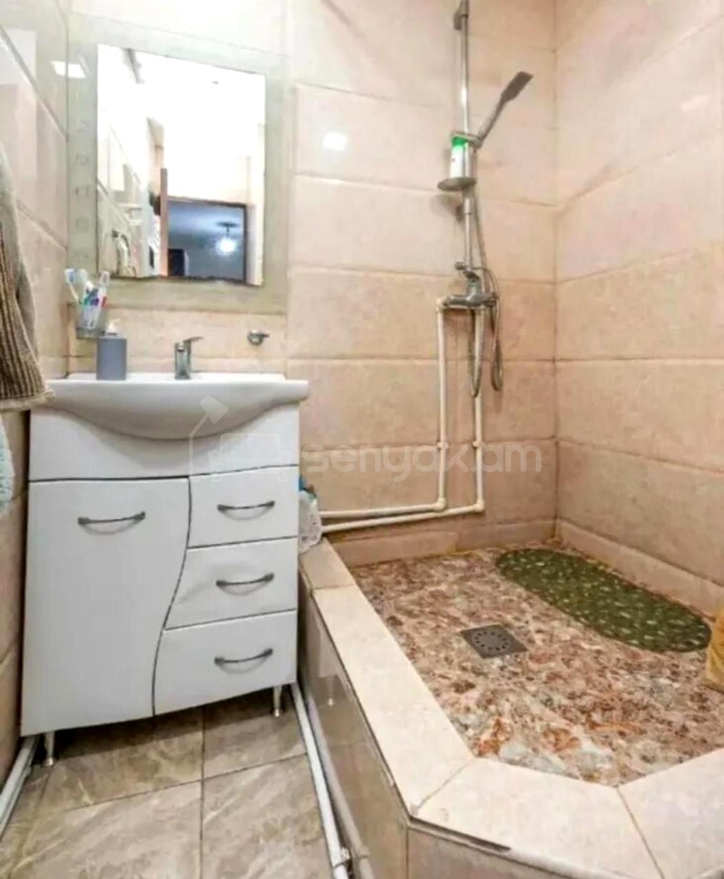 3 Սենյականոց Բնակարան, 98քմ, 2/10 հարկ, Կոսմետիկ Վերանորոգված