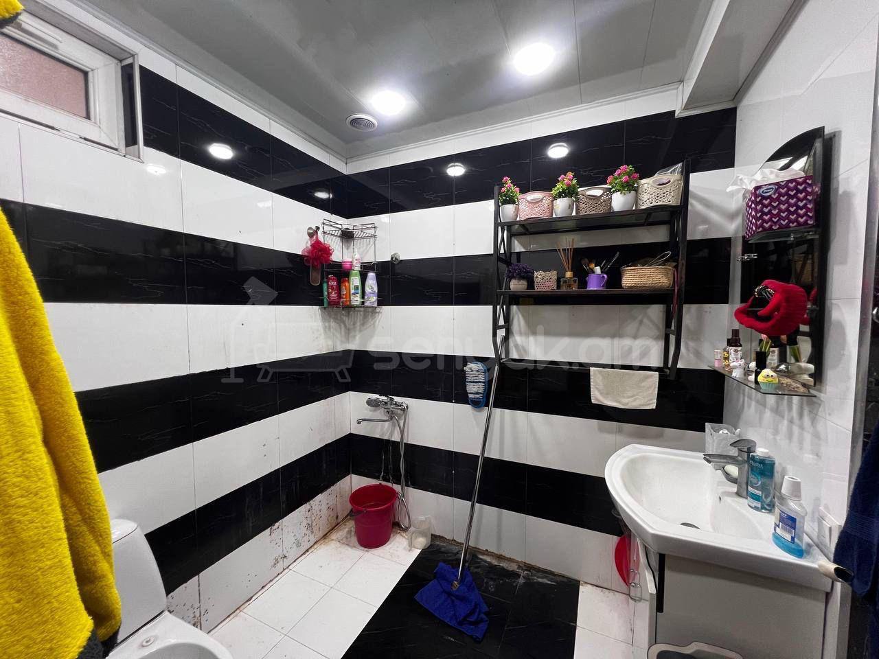 4 Սենյականոց Սեփական Տուն, 104քմ, Կապիտալ Վերանորոգված, Ավտոտնակով