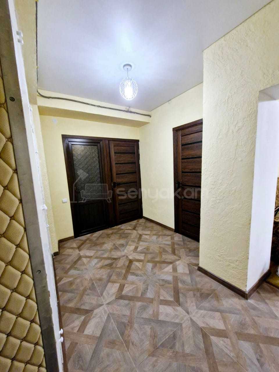 3 Սենյականոց Բնակարան, 70քմ, 3/14 հարկ, Նորմալ Վիճակում, Կահավորված