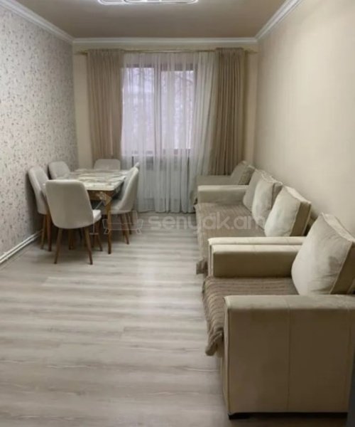 3 Սենյականոց Բնակարան Քարե Շենքում, 55քմ, 3/5 հարկ, Կապիտալ Վերանորոգված, Կահավորված, Արևկող